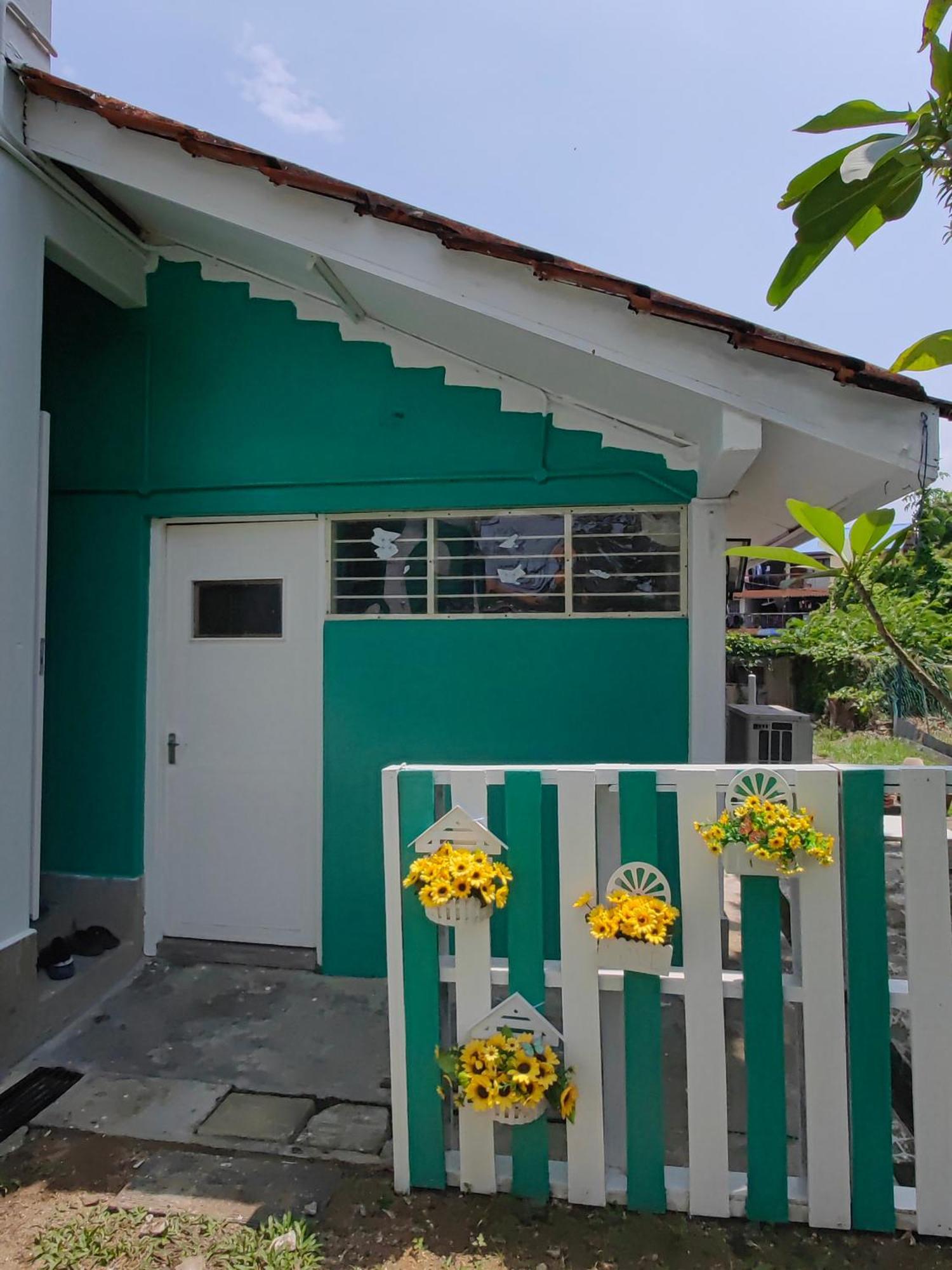 Fa House By The Holiday home *